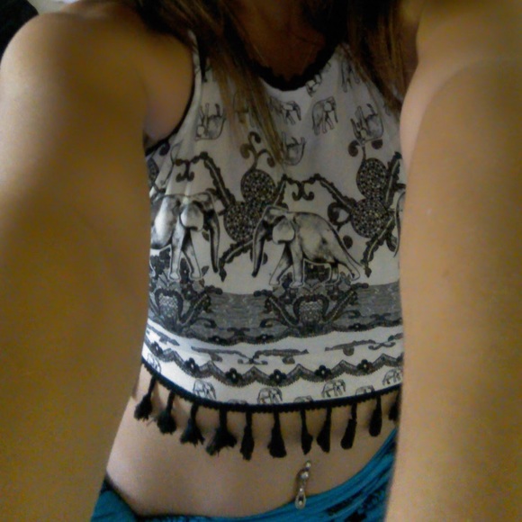 Elephant crop top - Picture 4 of 4